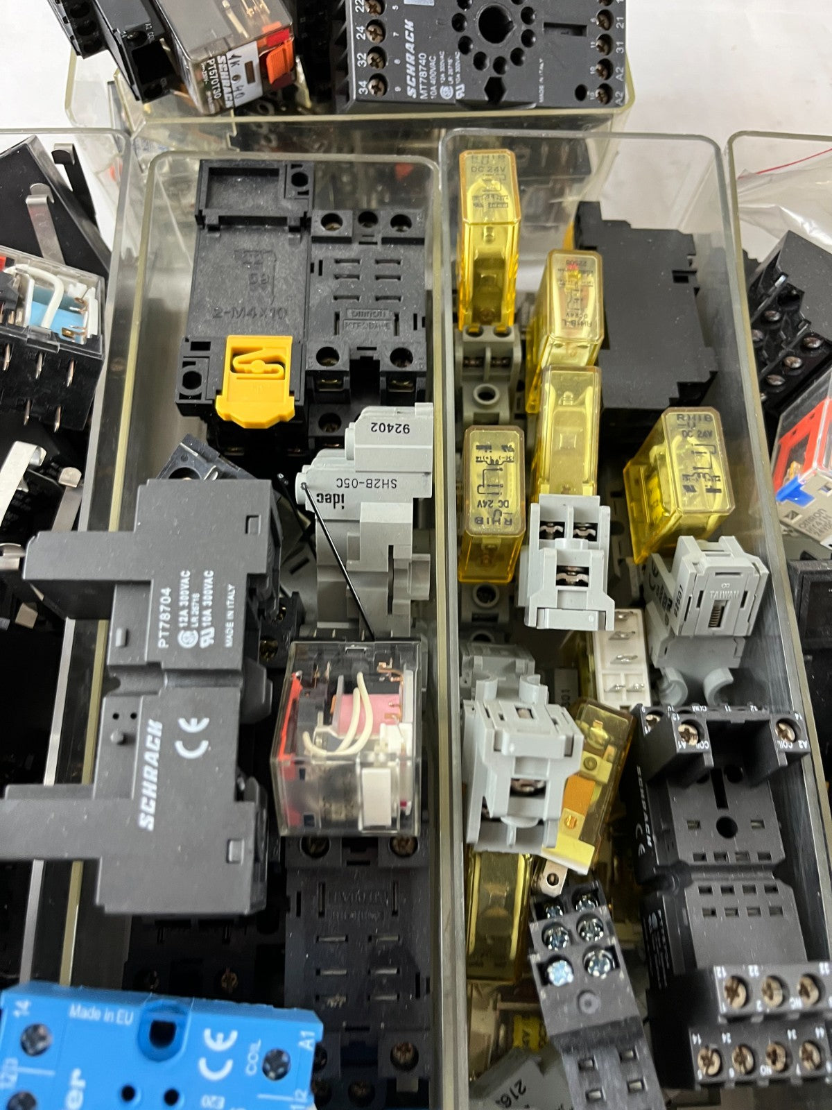 Mixed Industrial Relay Huge Lot Finder Schrack Omron Plug-In Relays Sockets Used