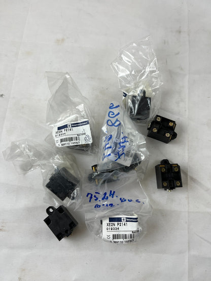 Telemecanique XE2N P2141 Contact Blocks Lot of 9 New Old Stock Industrial Switch