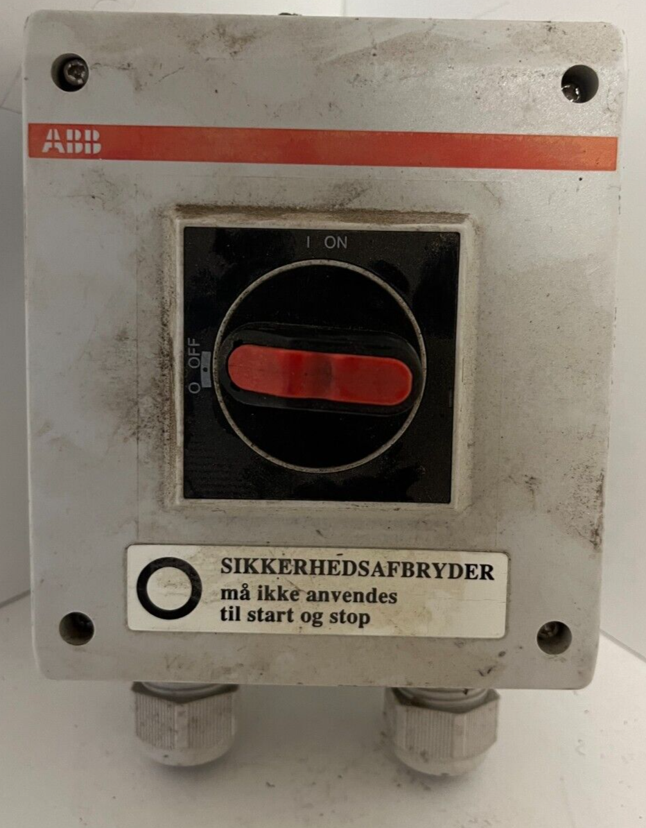 ABB OTP 25KT3M2 Safety Switch Disconnect 40A IP65 3-Phase USED Working