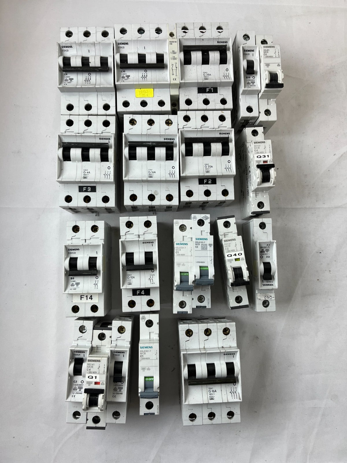 Siemens 5SX2 5SL61 MCB Breaker Lot C2 C4 C6 C10 C16 G20 Mixed Used Spares
