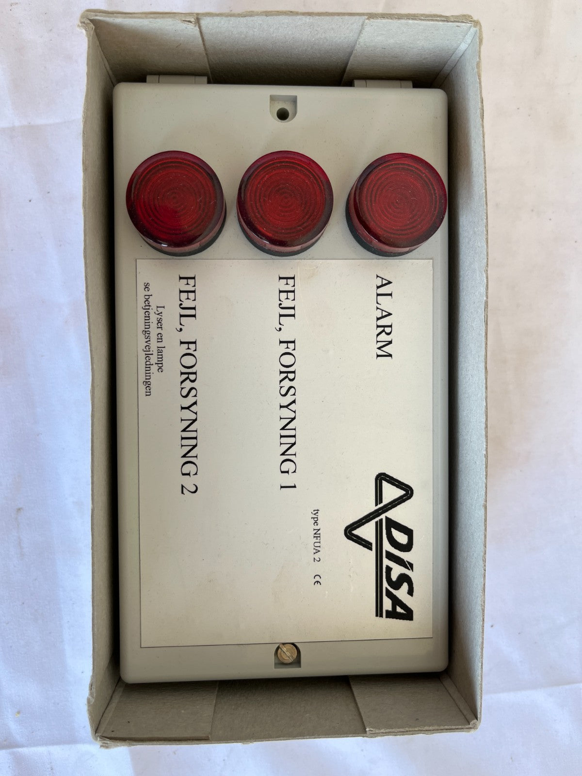 DISA NFUA 2 Ventilation Alarm Panel 3 Red Lamps New Spare Unit Danish