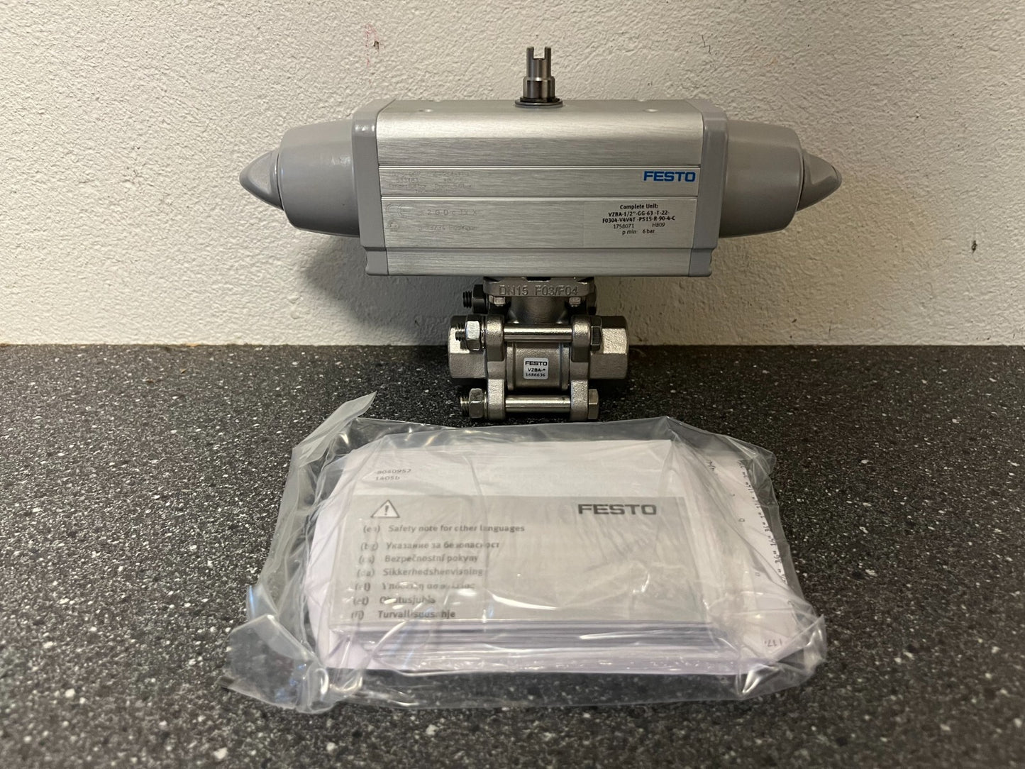 Festo VZBA-1/2"-GG-63-T-22 Pneumatic Ball Valve Actuator Assembly, Stainless