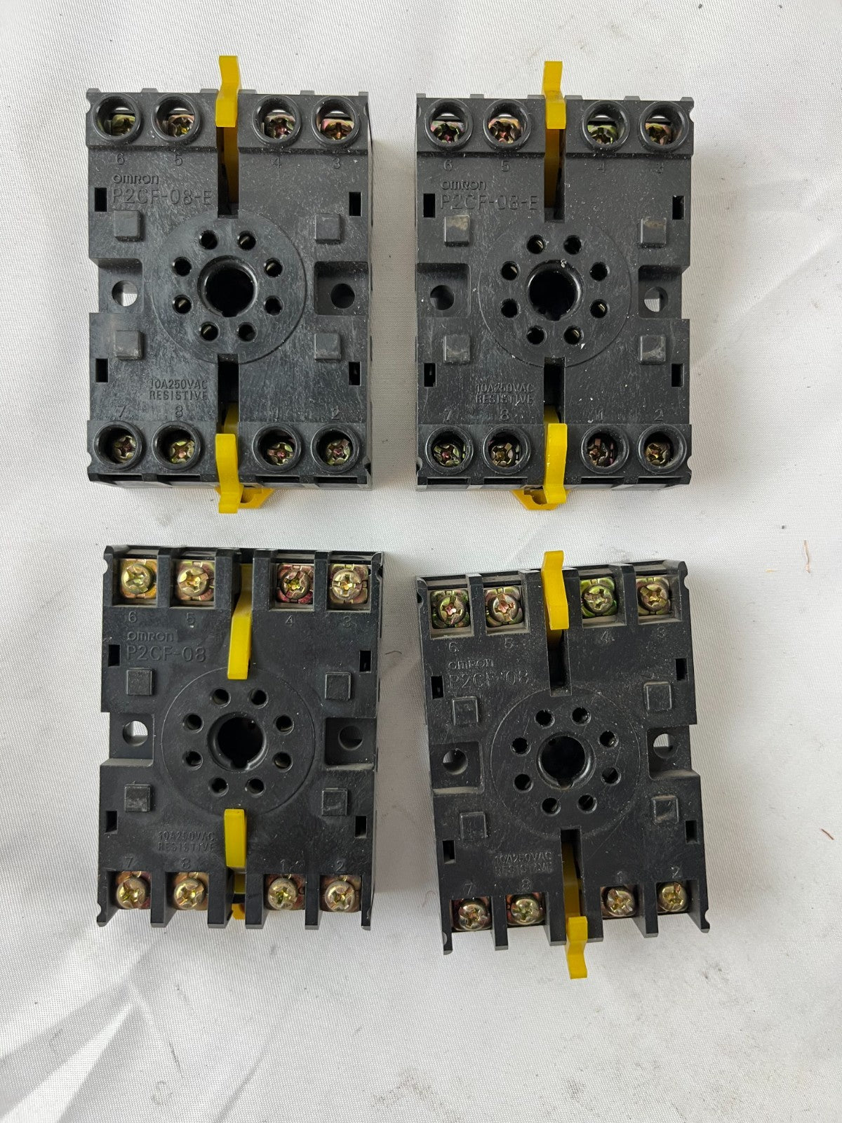 Omron P2CF-08-E Relay Socket 8-Pin DIN Rail Screw Terminal Lot 4pcs Spare Units