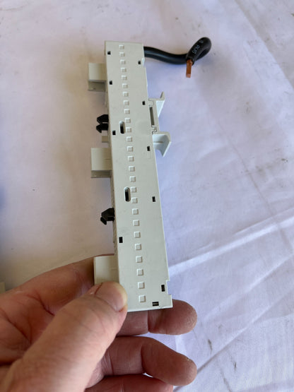 Wöhner 32 309 Busbar Adapter 63A 600V Accessory Lot Of 29 Pcs Used Bundle Spares