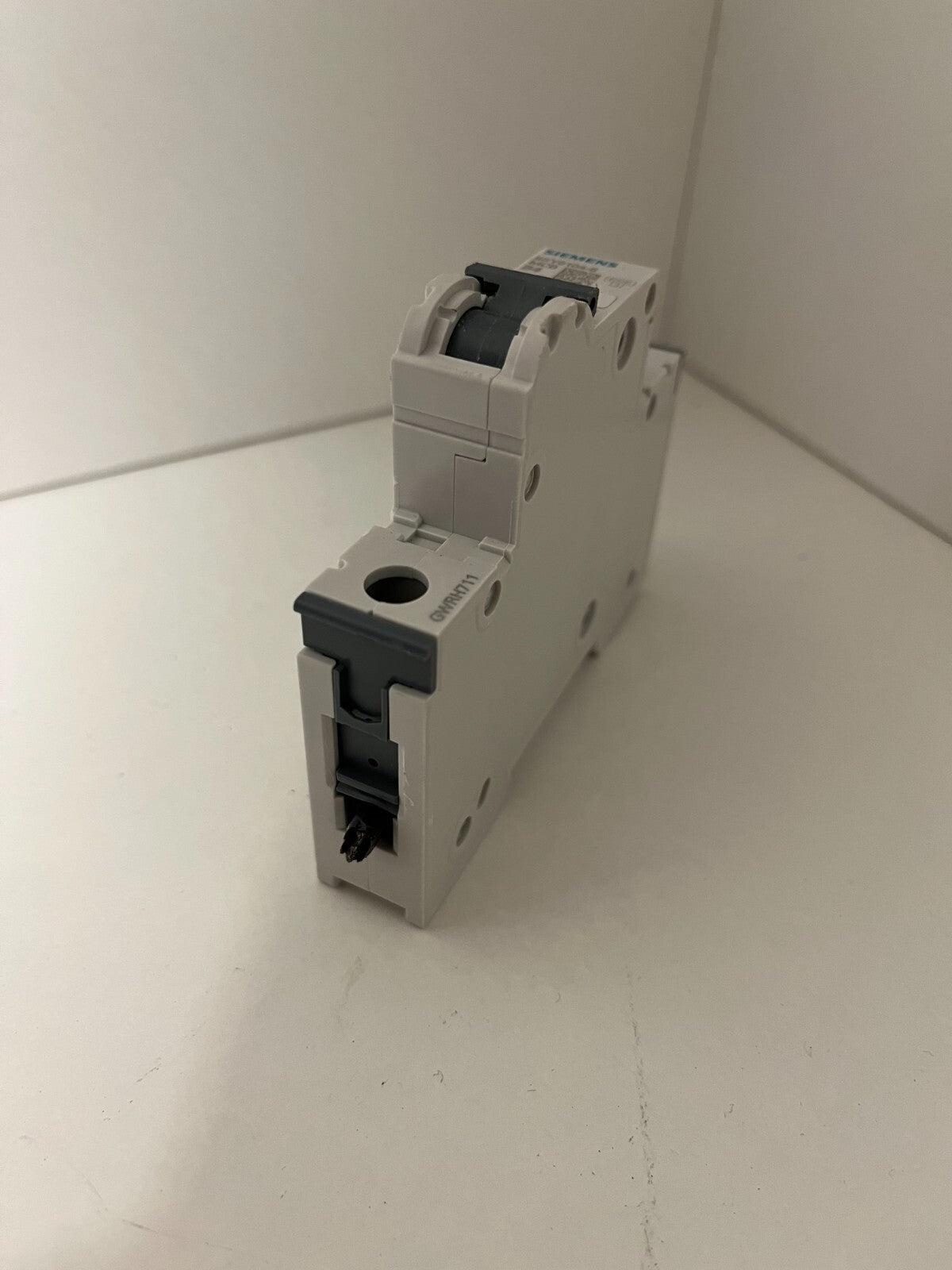Siemens MCB 5SY6104-6 B4 Miniature Circuit Breaker - Used