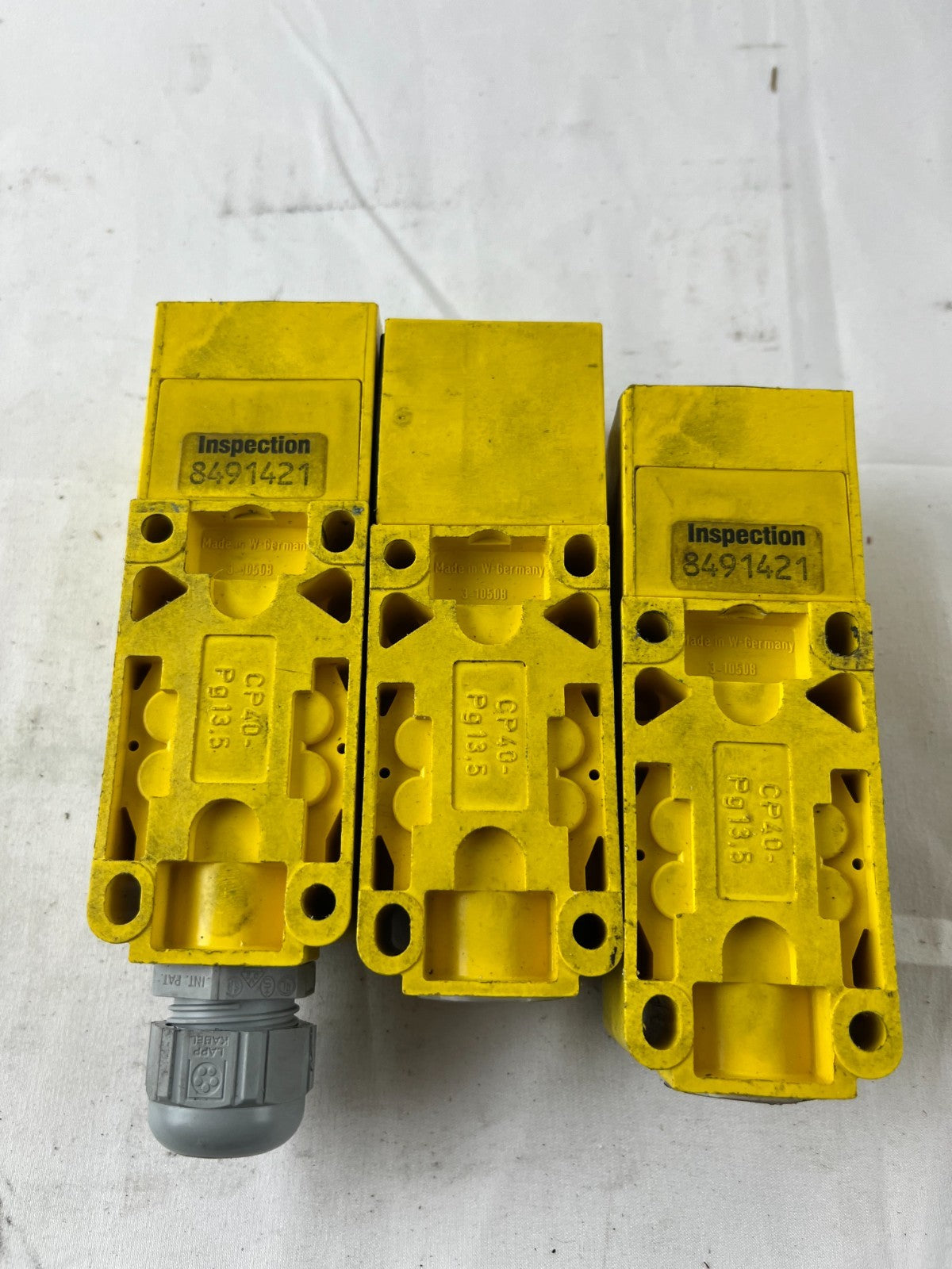 3x Turck Bi 15-CP40-VN4X Proximity Sensor 15mm 10-65VDC Inductive Bundle USED