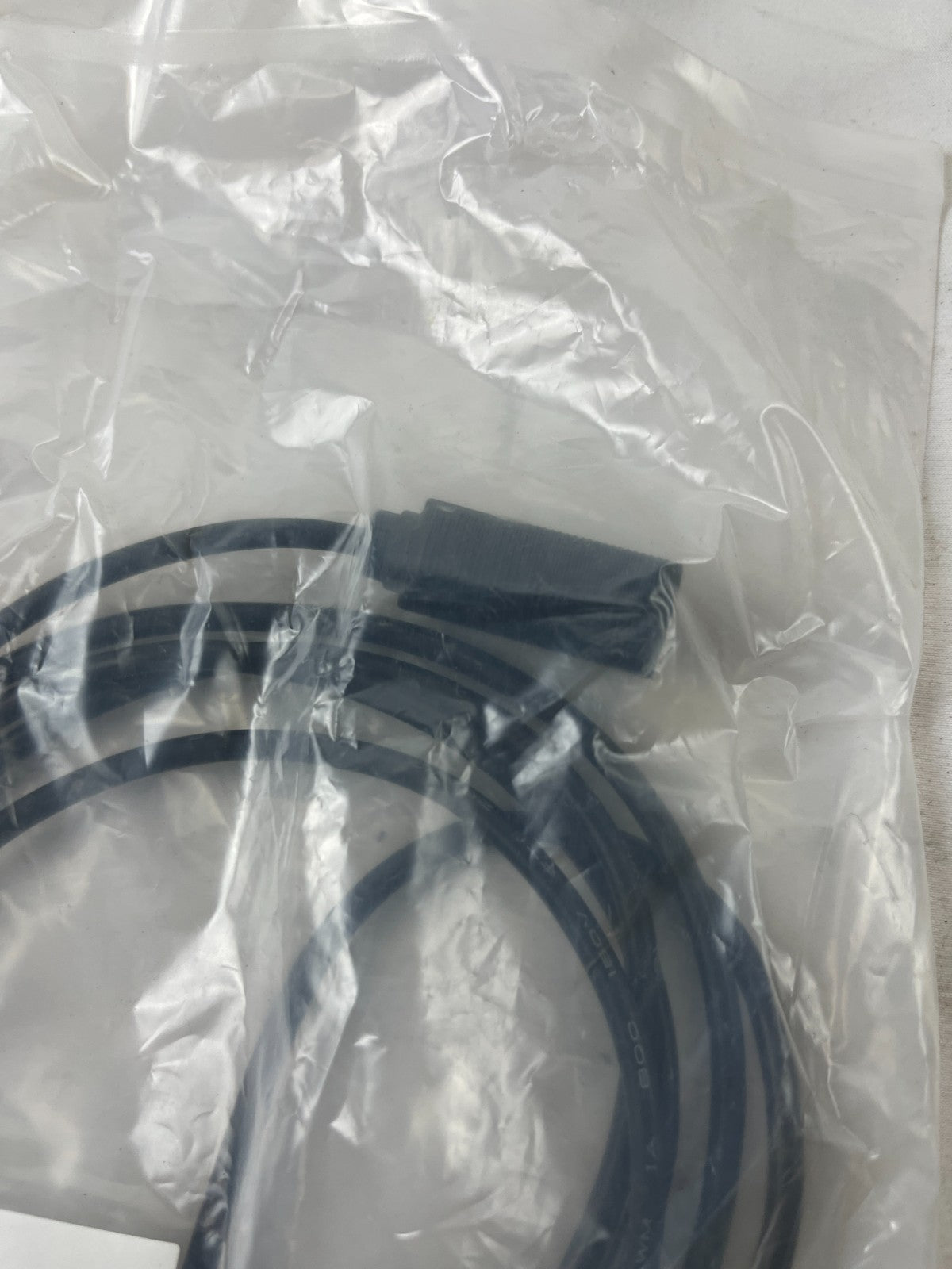 Omron E3FA-DP13 Photoelectric Sensor 2M Cable 10-30VDC New Sealed Unit