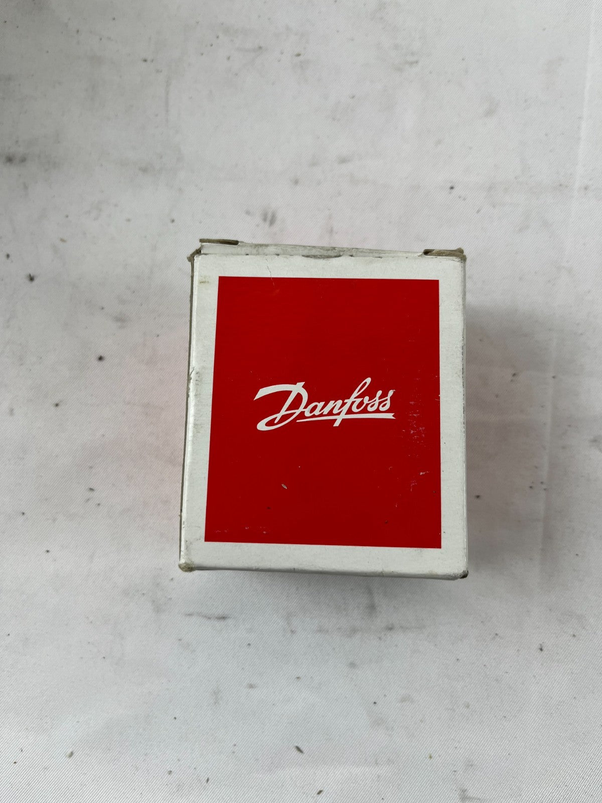 Danfoss 042N7551 Solenoid Coil 24V DC 14W BA024D DIN Spade IP00 New in Box