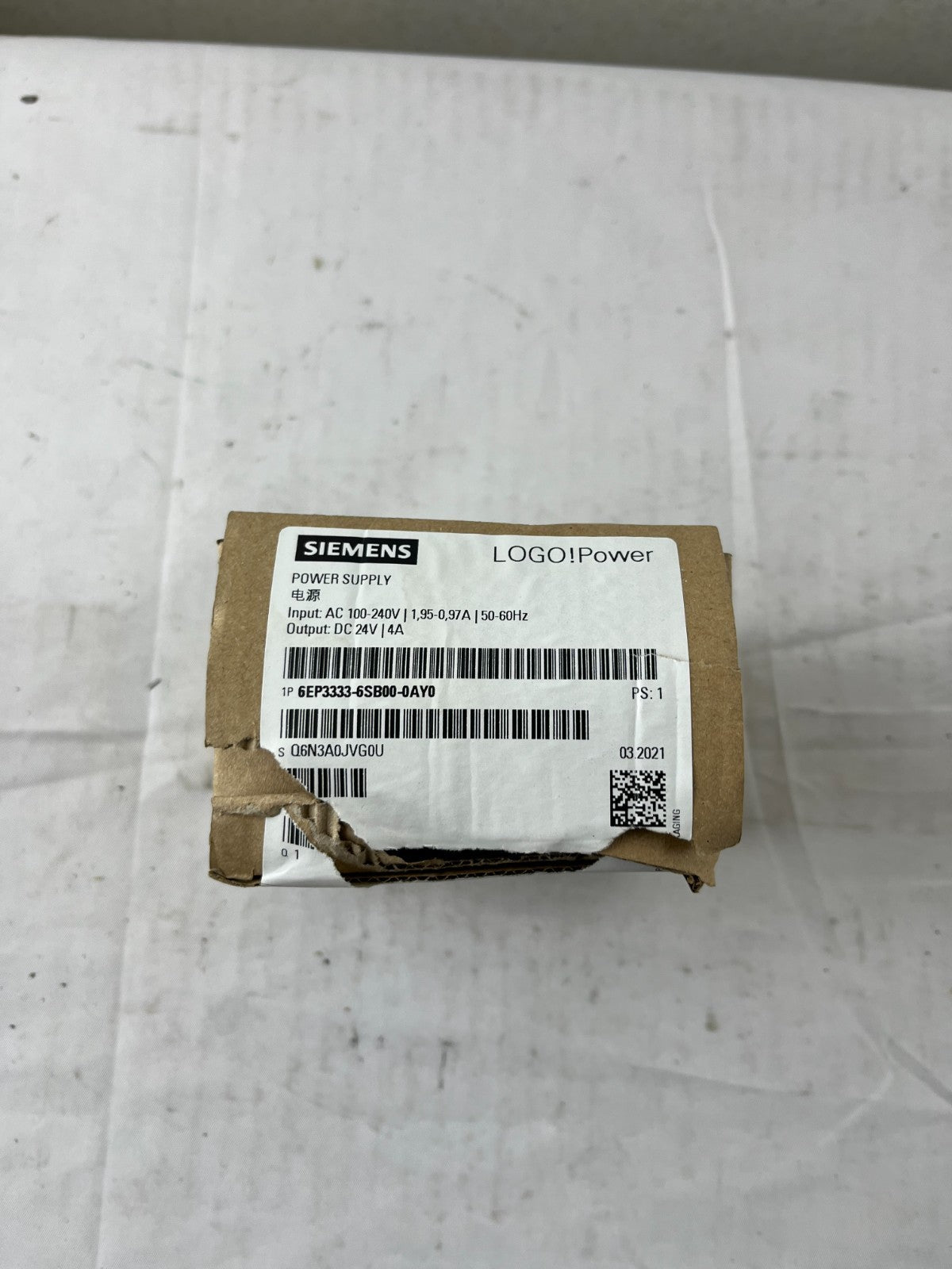 Siemens 6EP3333-6SB00-0AY0 LOGO! Power Supply 24V DC 4A New (Box Damaged)