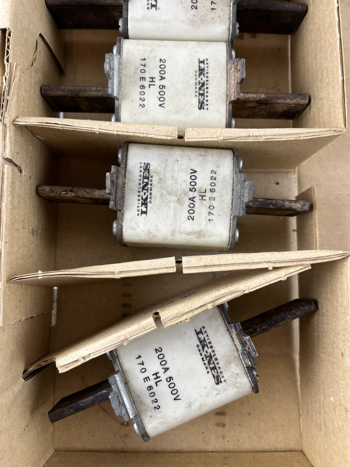 4x LK‑NES 170E6022 200A 500V HL Cartridge Fuses Size 2 NEW NOS Spare Part