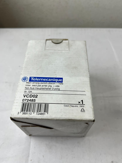 Telemecanique VCD02 Emergency Stop Switch Disconnector 3-Pole 12A TeSys Vario