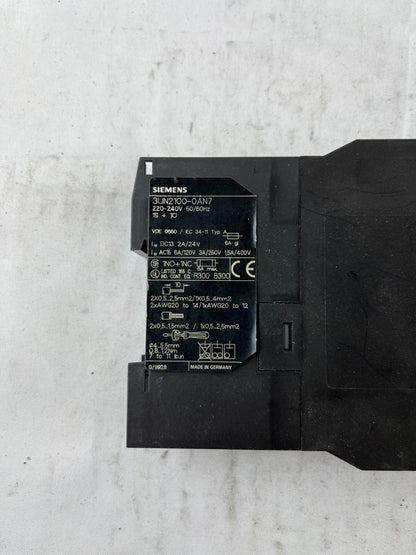 Siemens 3UN2100-0AN7 Thermistor Motor Protection Relay 220-240V Used Spare Unit