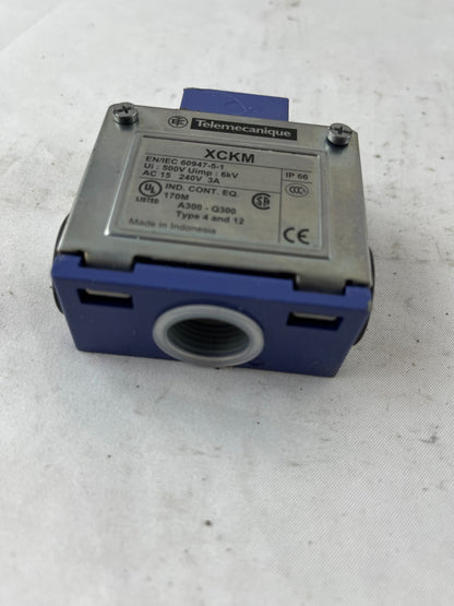 Telemecanique ZCKM1H29 Limit Switch Body XCKM 1NO+1NC Snap Action M20 IP66 Used