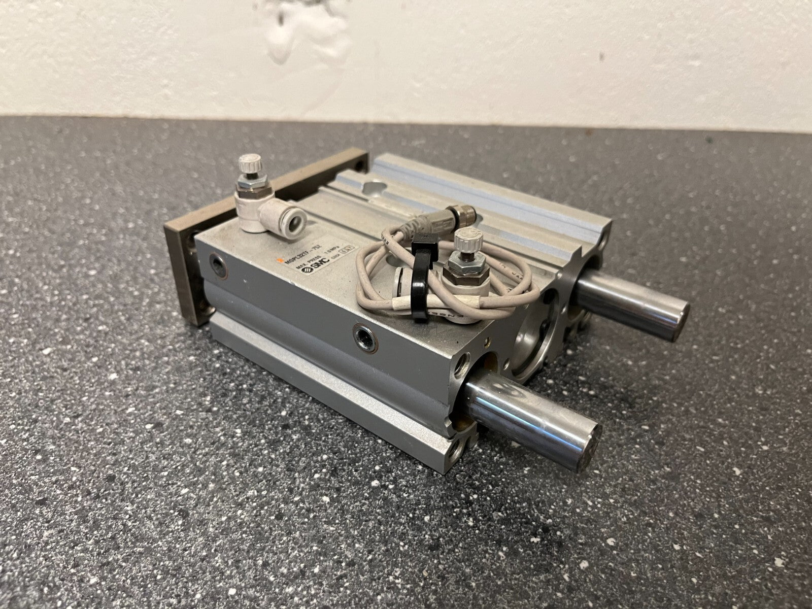 SMC MGPL32TF-75Z Guided Pneumatic Cylinder, 32mm Bore, 75mm Stroke, Tested