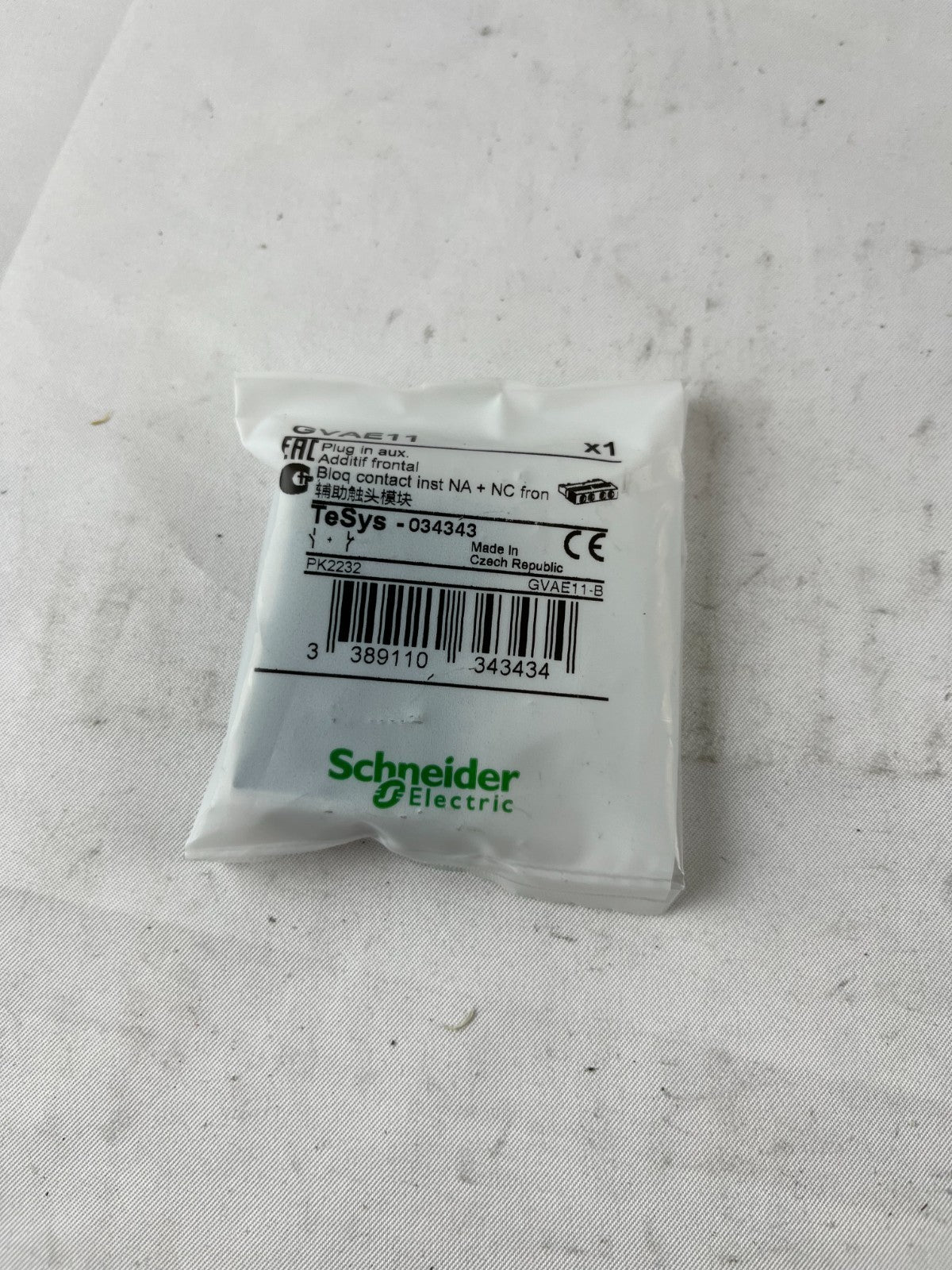 Schneider Electric GVAE11 TeSys Auxiliary Contact Block 1NO+1NC Front Mount New