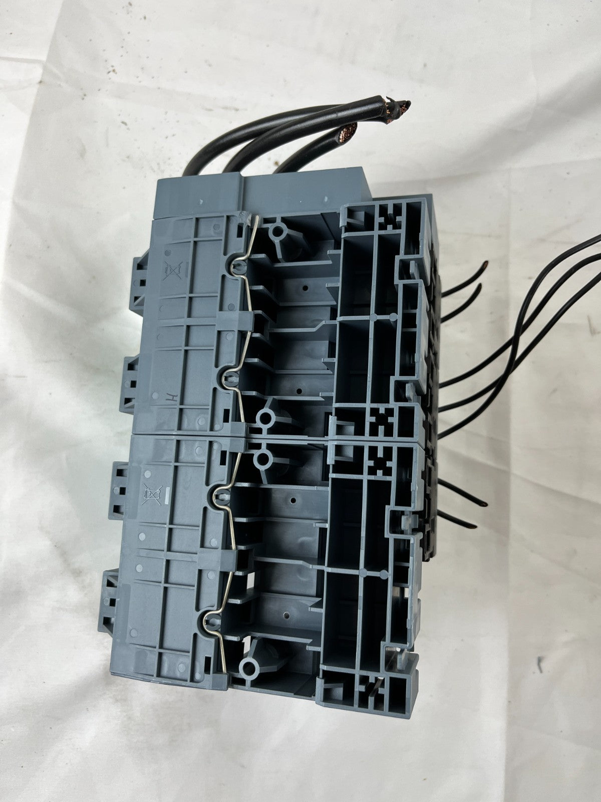 Siemens Sirius 3RV2011 Motor Starter Lot 3x MPCB 1.1-3.2A w Base Modules Used