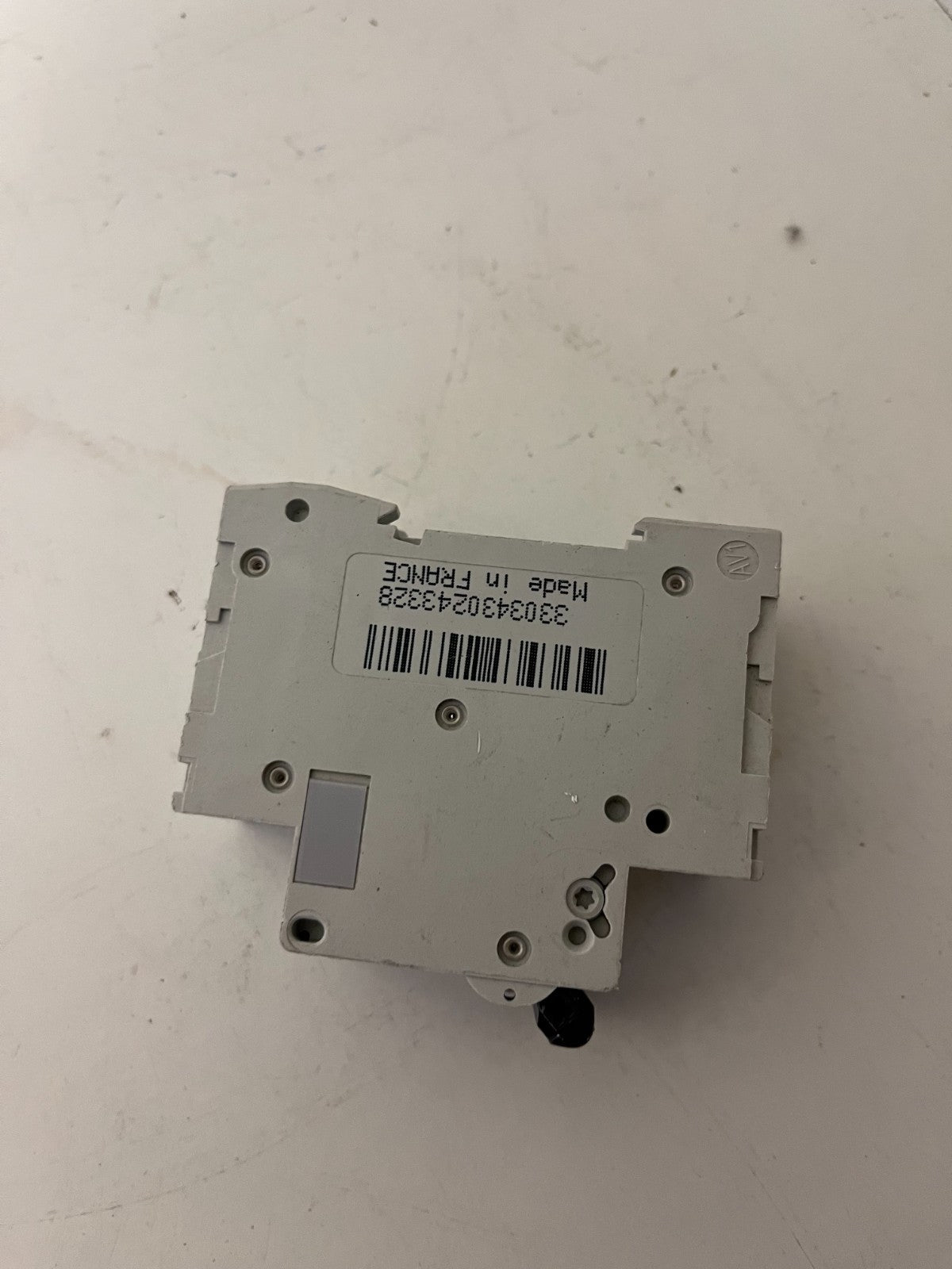 Schneider Electric C60N C2 2P 400V Miniature Circuit Breaker 6000A Used Spare
