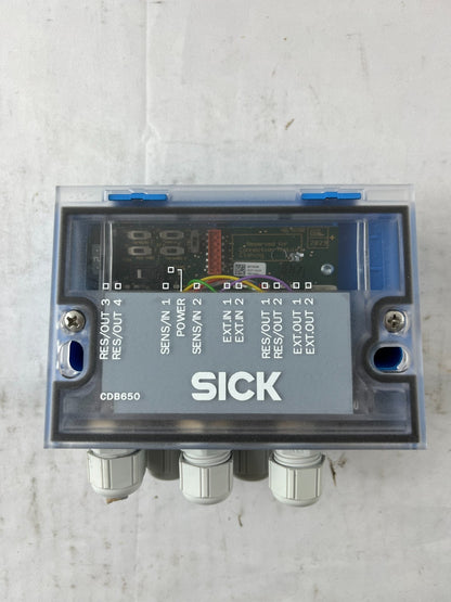 SICK CDB650-204 Connection Module 10–30VDC Sensor Interface Box Used Spare Unit