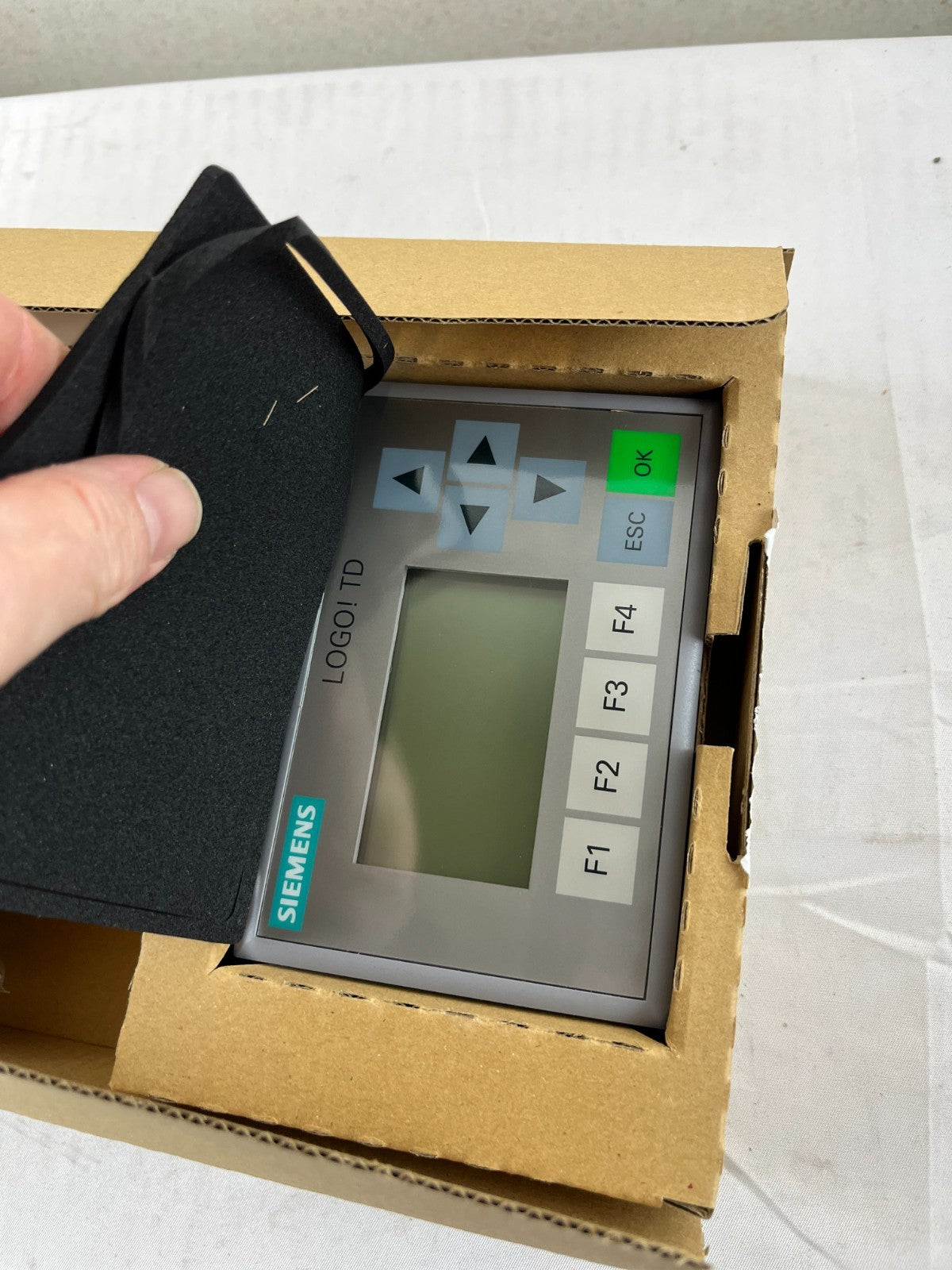 Siemens LOGO! TD Text Display 6ED1 055-4MH00-0BA0 with Mounting Accessories New