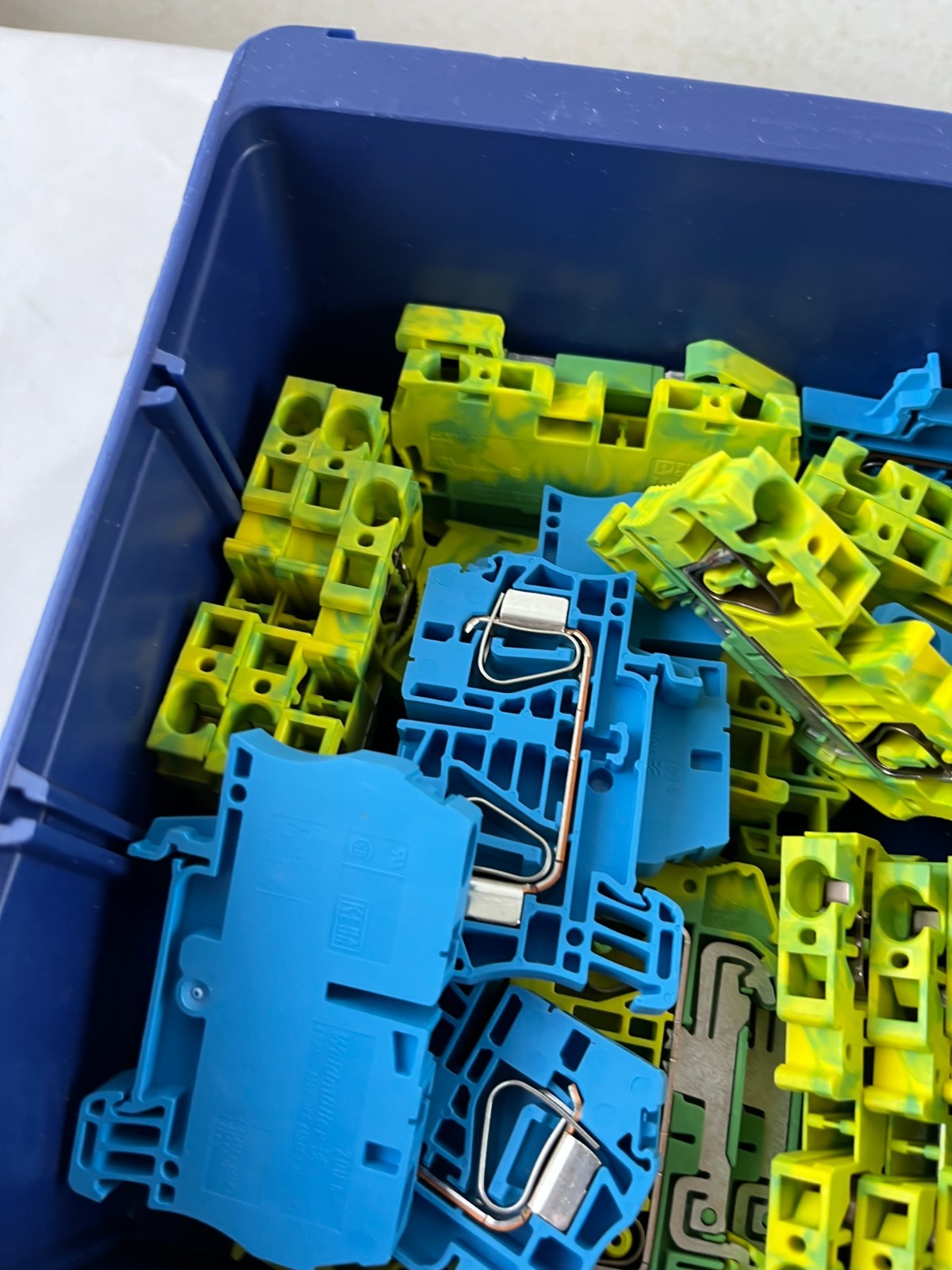 Phoenix Contact Terminal Block End Covers D-G16 Yellow Green Blue Lot USED Parts