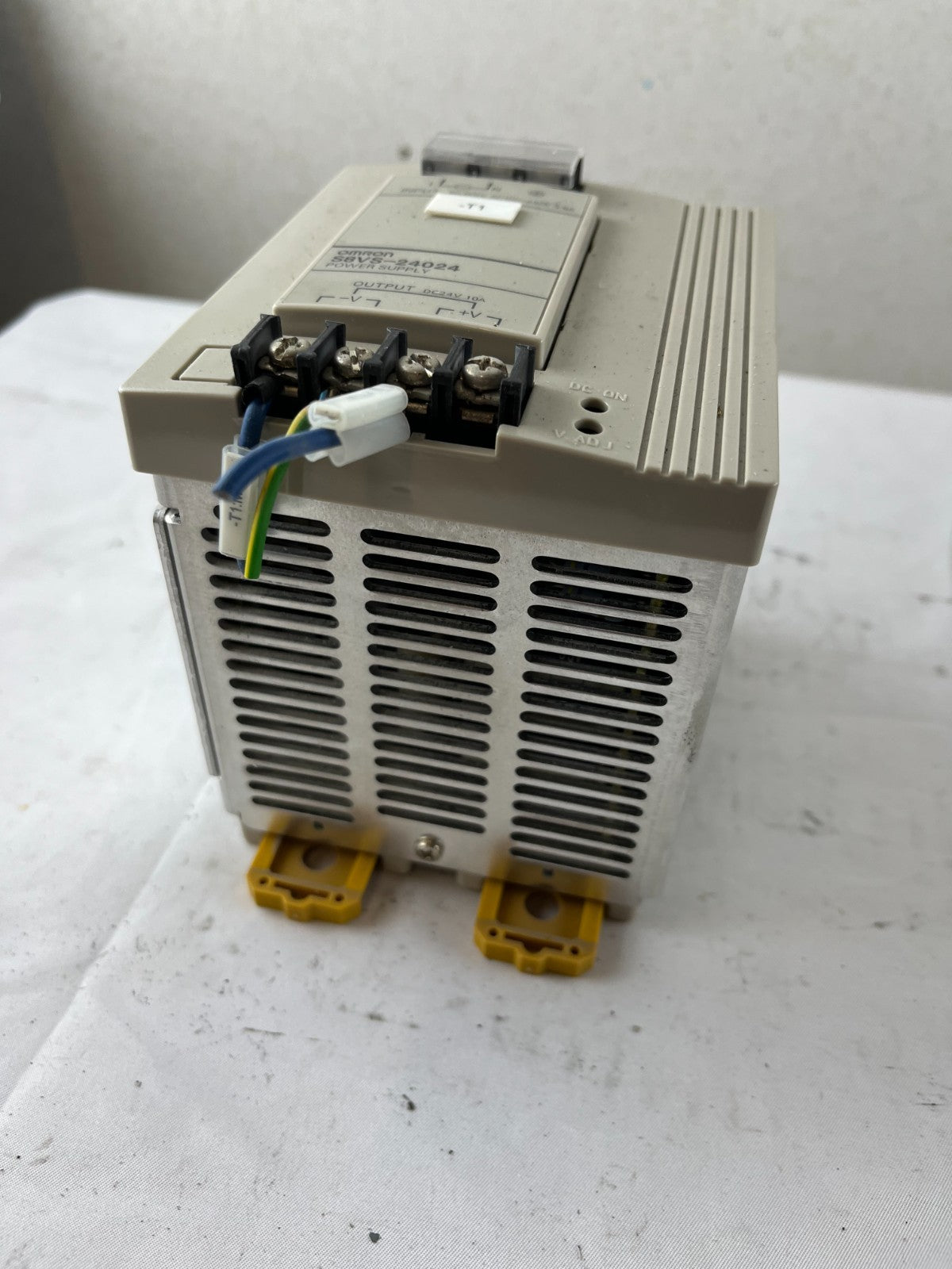 Omron S8VS-24024 Switch Mode Power Supply 24VDC 10A 240W Used Working Spare