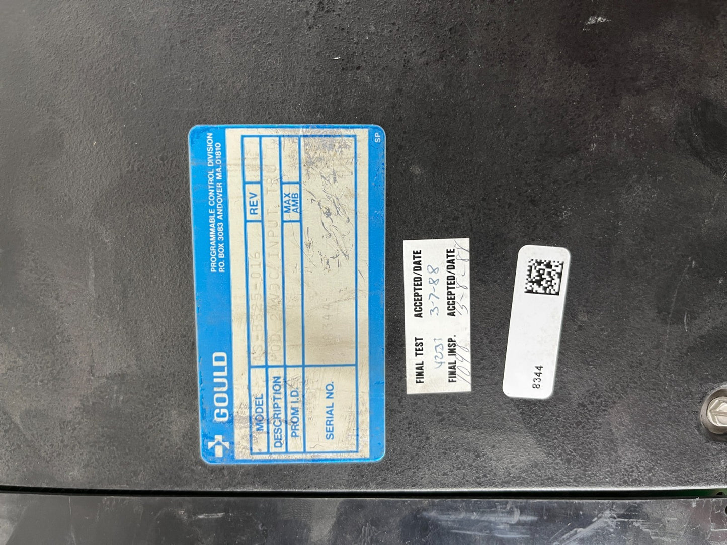 Gould B825 24VDC Input True High PLC Input Module 16-Channel Industrial I/O