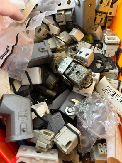 Harting Heavy Duty Connectors Mixed Lot Industrial Plugs Sockets Used Box