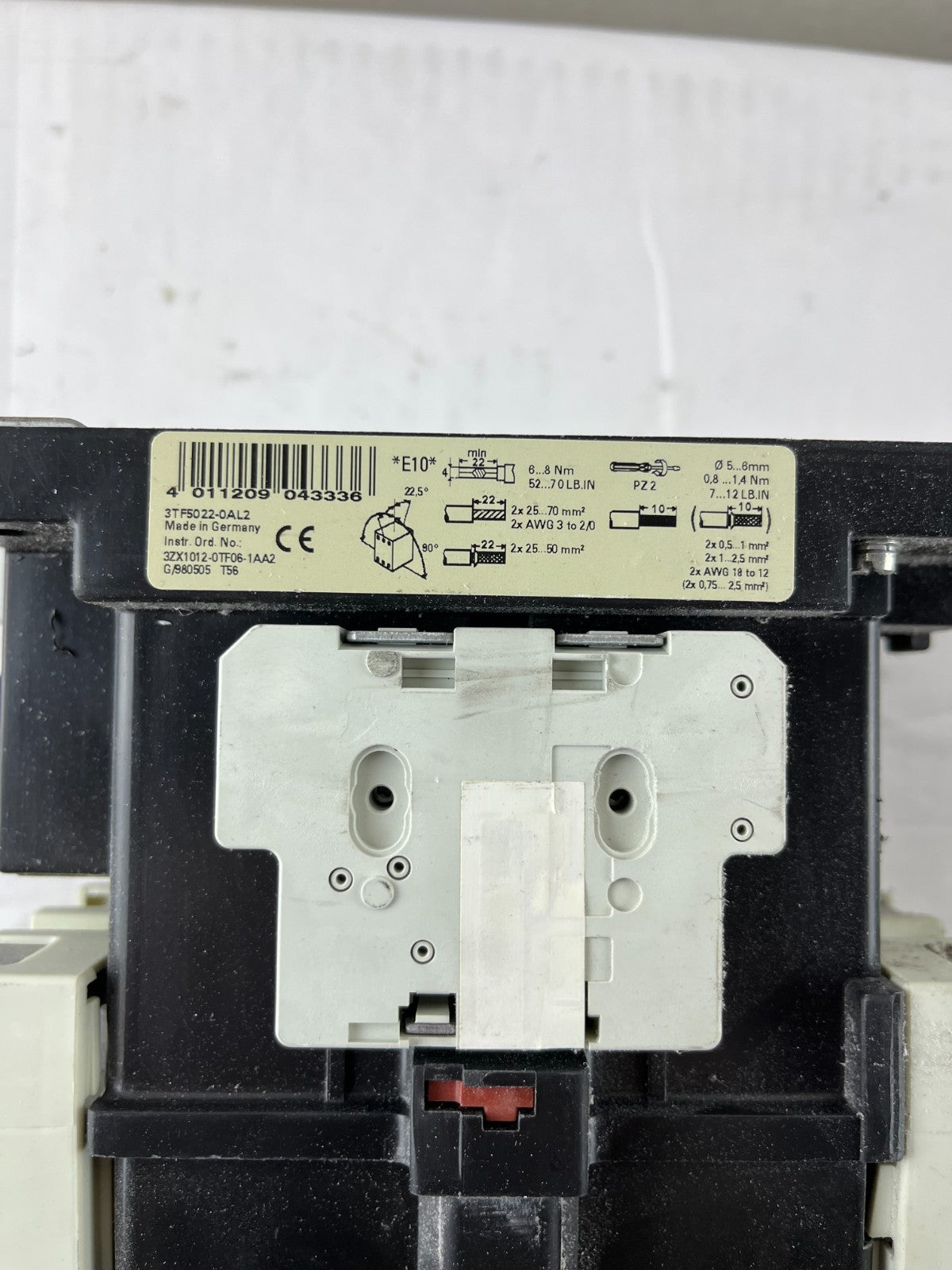 Siemens 3TF50 World Series Power Contactor 3-Pole 110A 600V With Coil Used