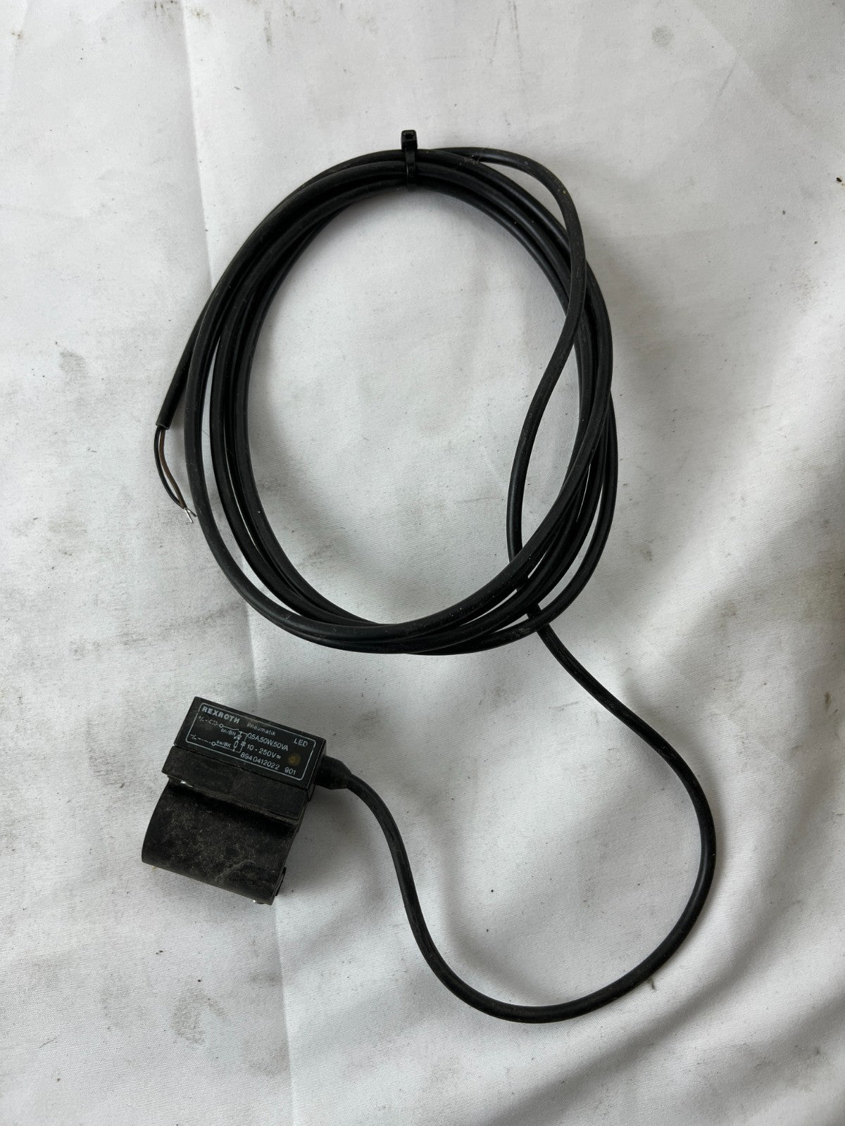 Rexroth Pneumatik 8940412022 Reed Sensor Switch LED 10-250V Used Spare Unit