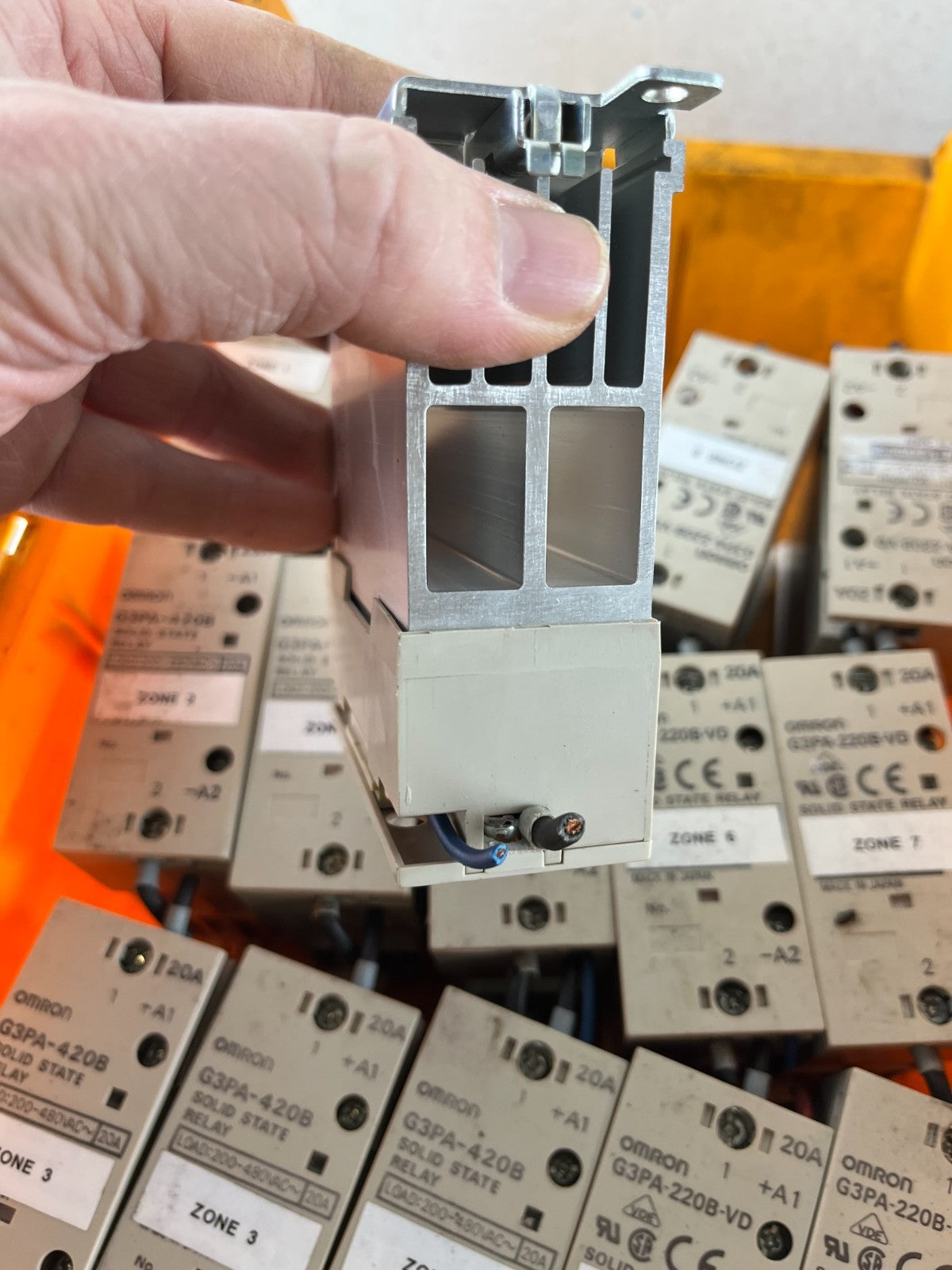 Lot of 15 Omron G3PA-420B G3PA-220B-VD Solid State Relays SSR 20A DIN Rail Used