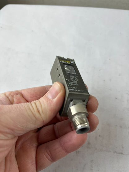 Omron E3S-CR67 Photoelectric Sensor 10-30VDC M12 Used Spare Unit