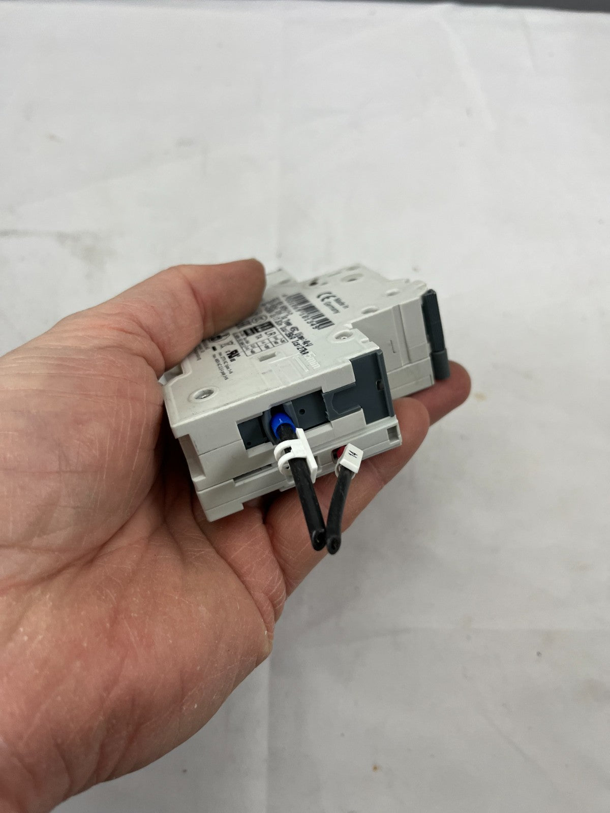 Siemens 5SY4104-7 MCB C4 230/400V + 5ST3010 Auxiliary Switch, 4A 1-Pole, Used