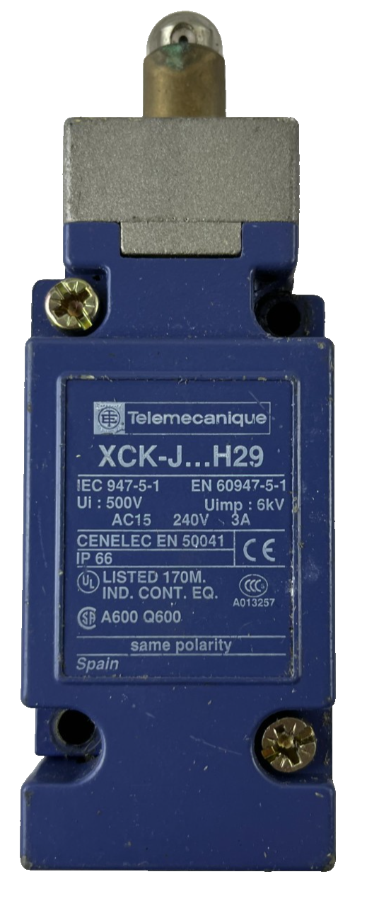 Telemecanique XCK-J H29 Limit Switch with ZCK-E67 Roller Plunger Head 240V 3A