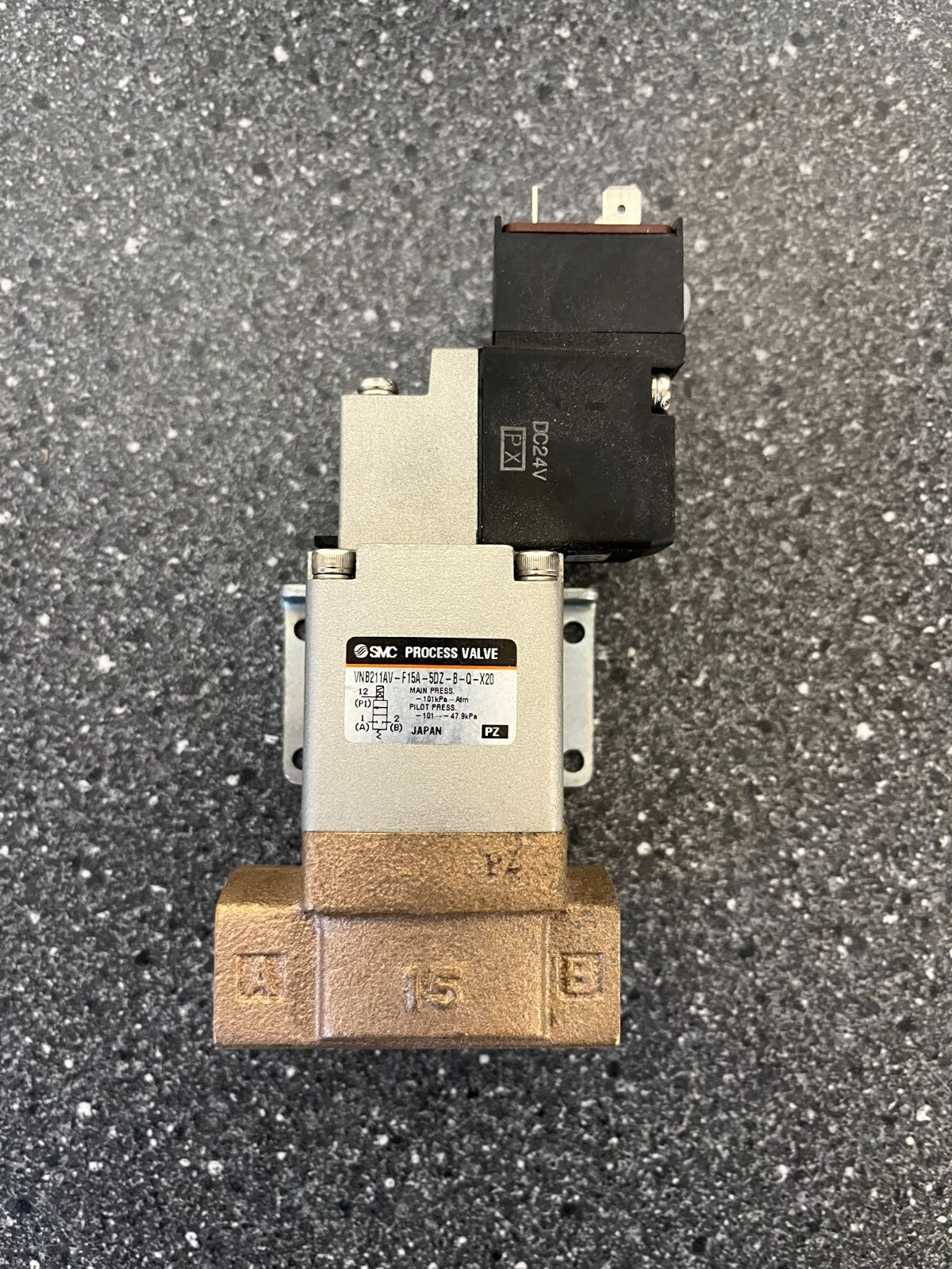 SMC VNB211AV-F15A-5DZ-B-Q-X20 Process Valve with V0307V-5DZ-Q Solenoid Valve 24V