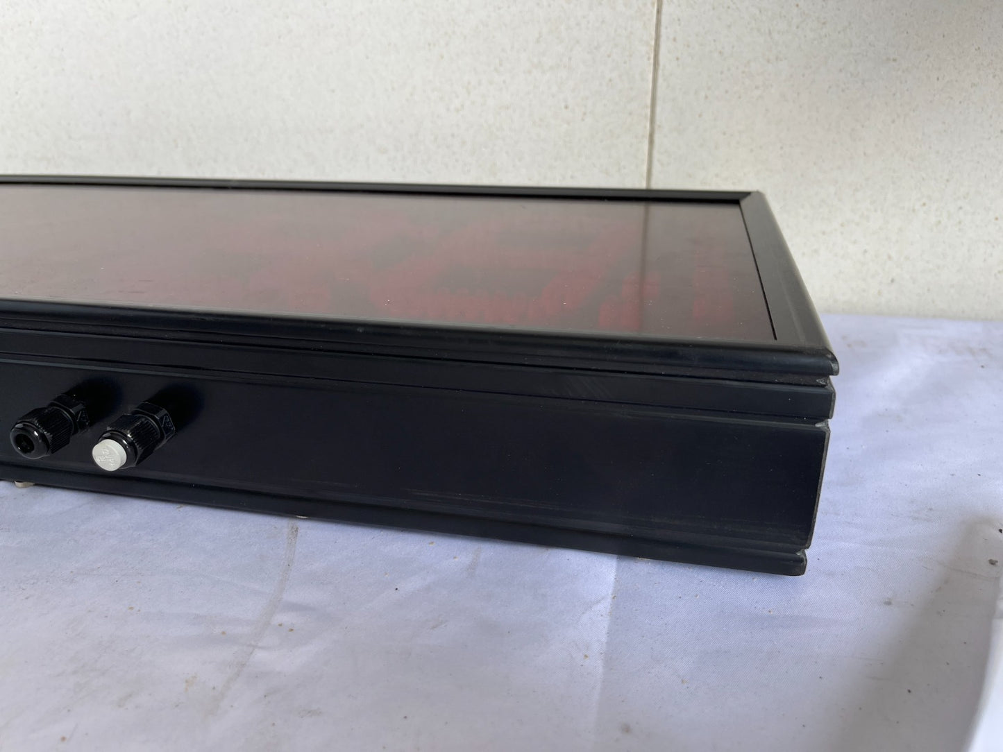 Vetec D1006/4-S2-RDLV-AC-2 Large LED Display ASCII Indicator Used Spare Unit