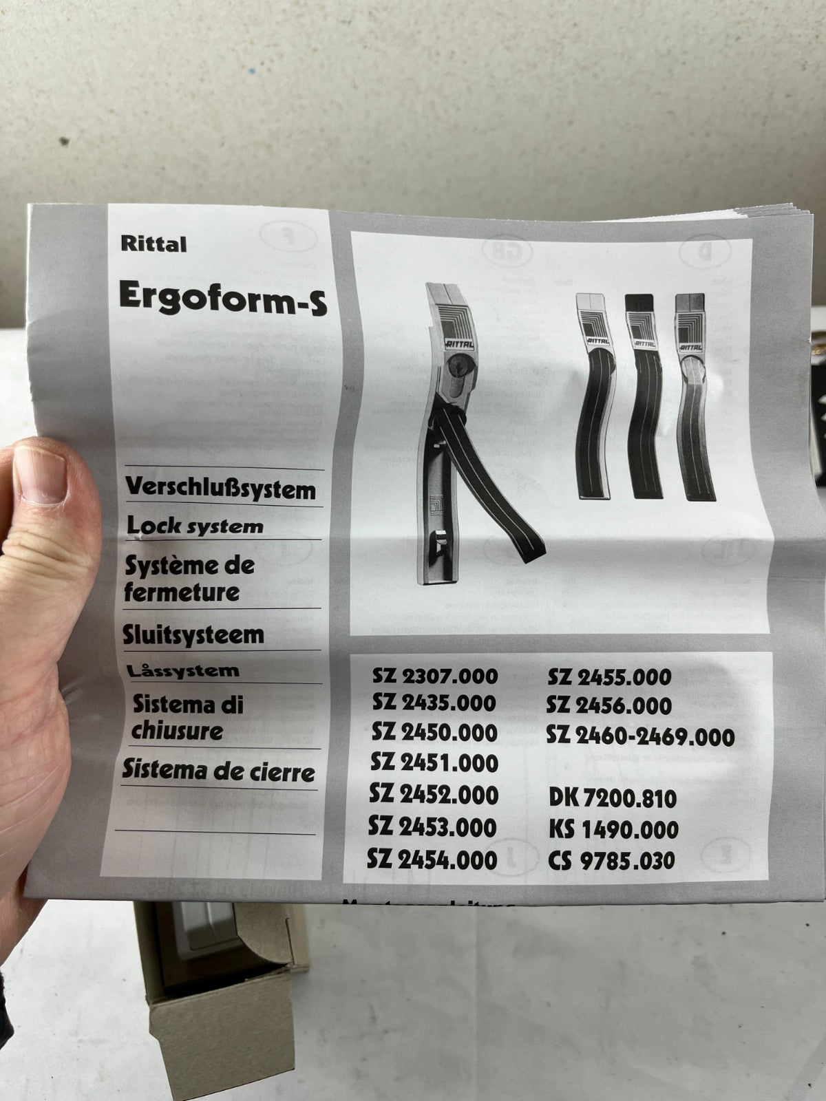 Rittal SZ 2435.000 Ergoform-S Handle Lock System RAL 7035 for AE WM 3‑Point Door