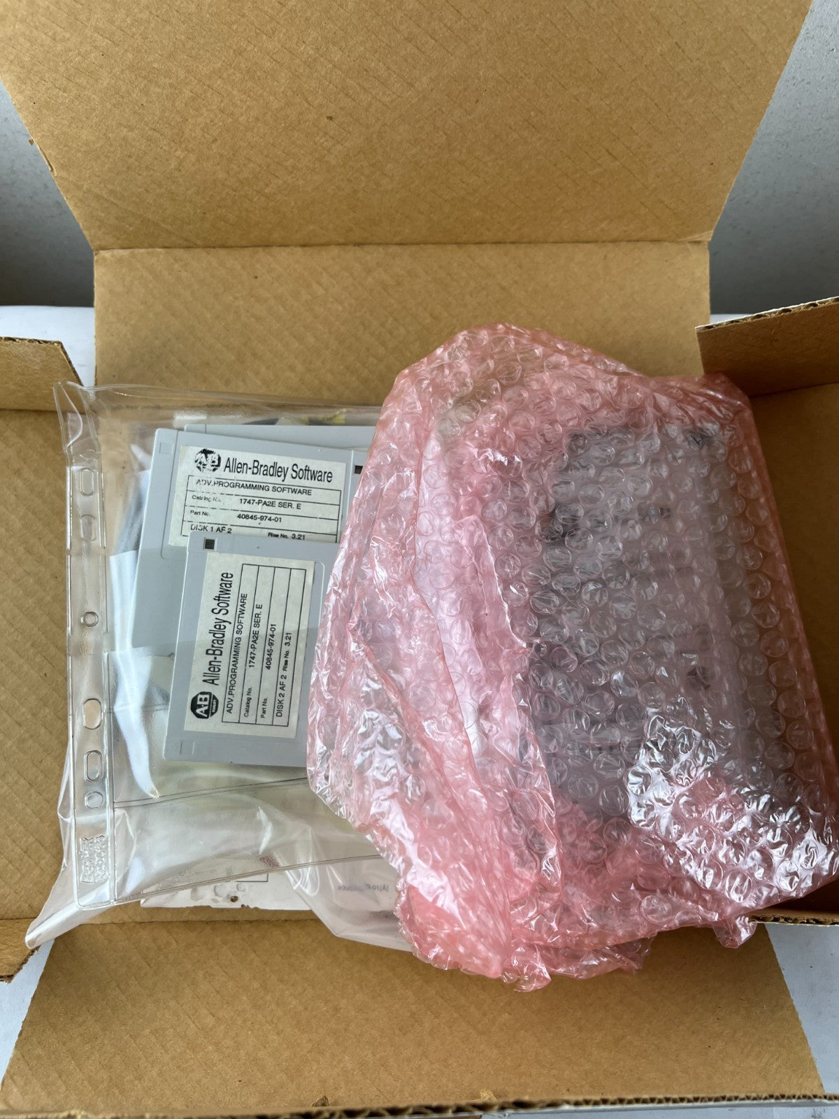 Allen-Bradley 1747-PIC SLC 500 RS-232 to DH-485 Interface Converter New