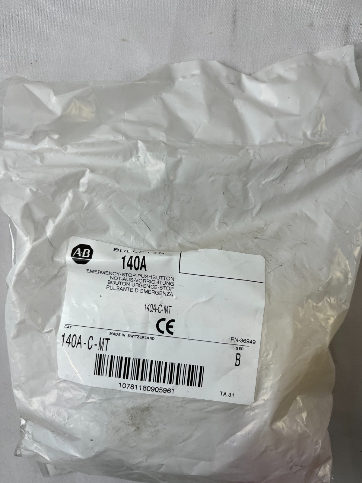 Allen-Bradley 140A-C-MT Emergency Stop Push Button Twist Release New Spare Unit