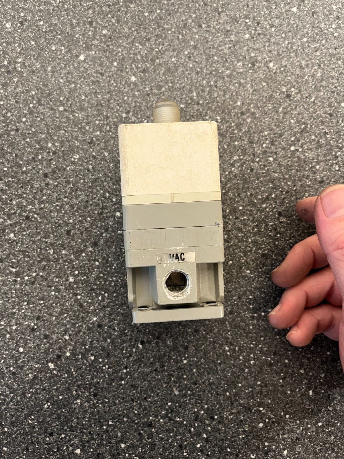 SMC ITV2090-31F2BN5-Q E/P Regulator 0-10V DC Input, 0.1-3.0-80kPa Output - Used