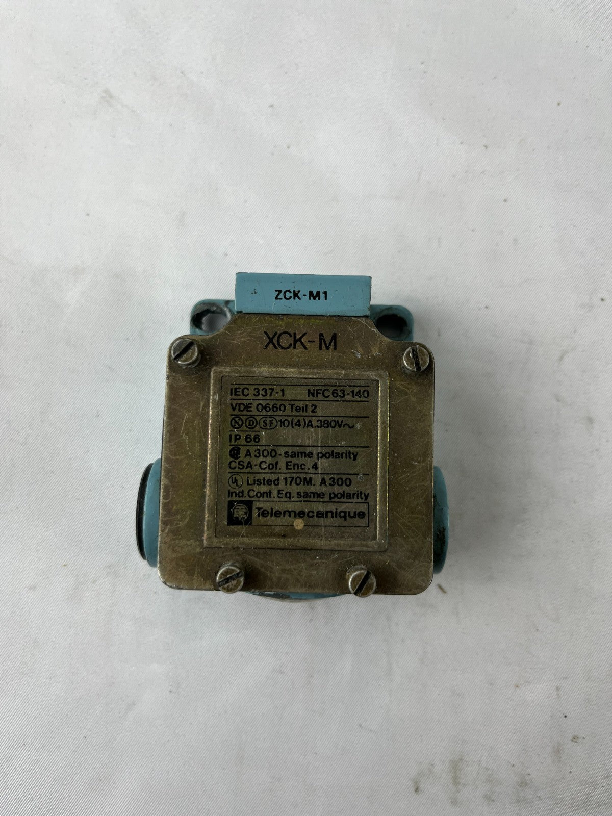 Telemecanique XCK-M ZCK-M1 Limit Switch IP66 380V Used Spare Unit