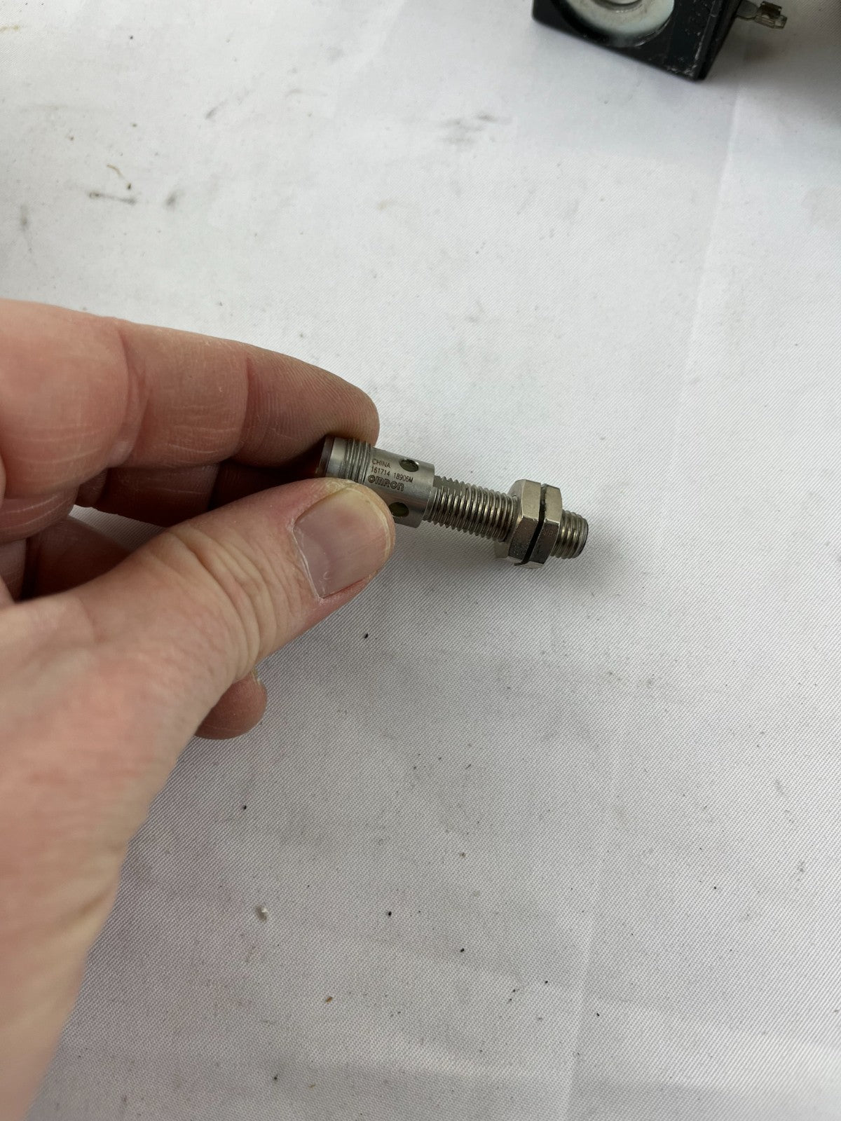 Omron 161714-18906M Industrial Pressure Switch Sensor M10x1.0 Stainless Steel