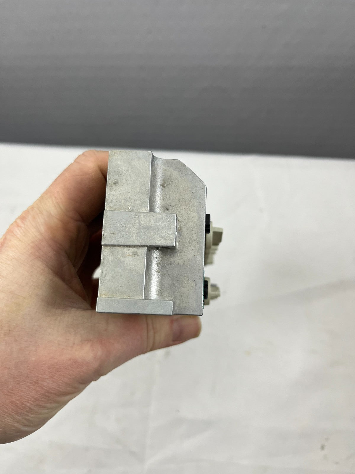 Siemens ET200eco PN Analog Input Module 8AI RTD/TC 144-6KD50-0AB0 IP67 Used