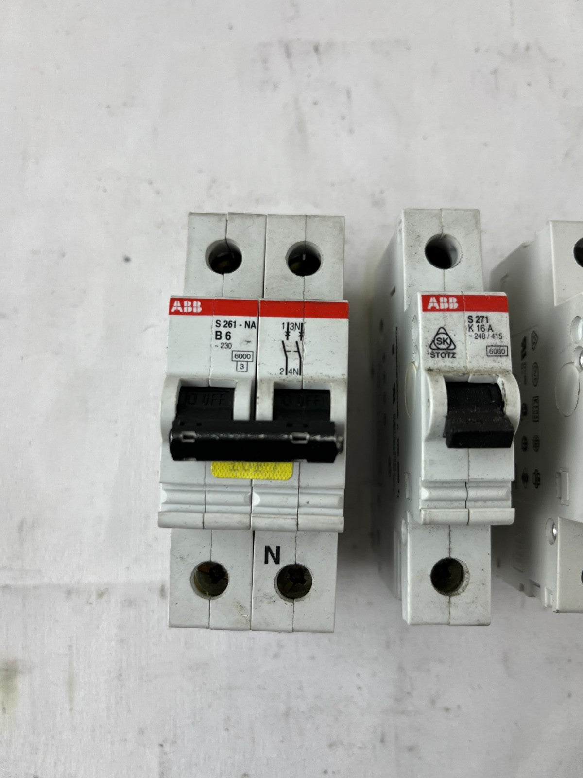 ABB S261-NA B6 S271 K16A S201 C4 Circuit Breaker Lot 3pcs 230/400V Used Spares