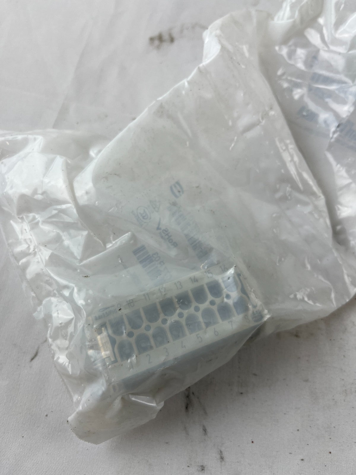 Harting Han 16 E-BU-S Connector Insert 16+PE 500V 16A 09330162701 Germany NEW