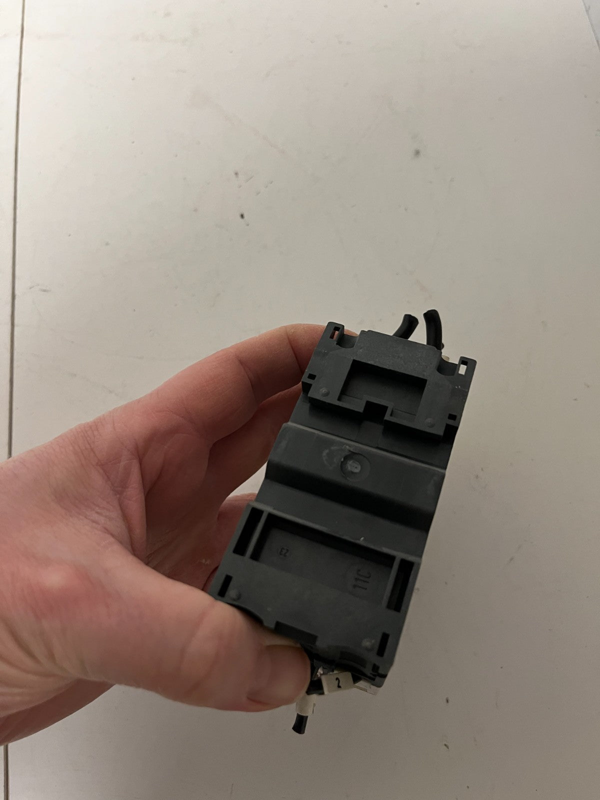 Schneider Telemecanique GV2-RT08 2.5–4A Motor Circuit Breaker, Used Spare Unit