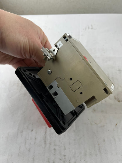 FT EM-HF4-B-RI Rotary Cam Switch Panel Mount Selector Switch Used Spare Part