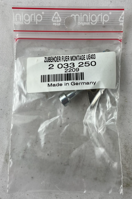 SICK 2033250 UE403 Mounting Kit Sliding Nuts Screws M4000 Accessory Germany NEW