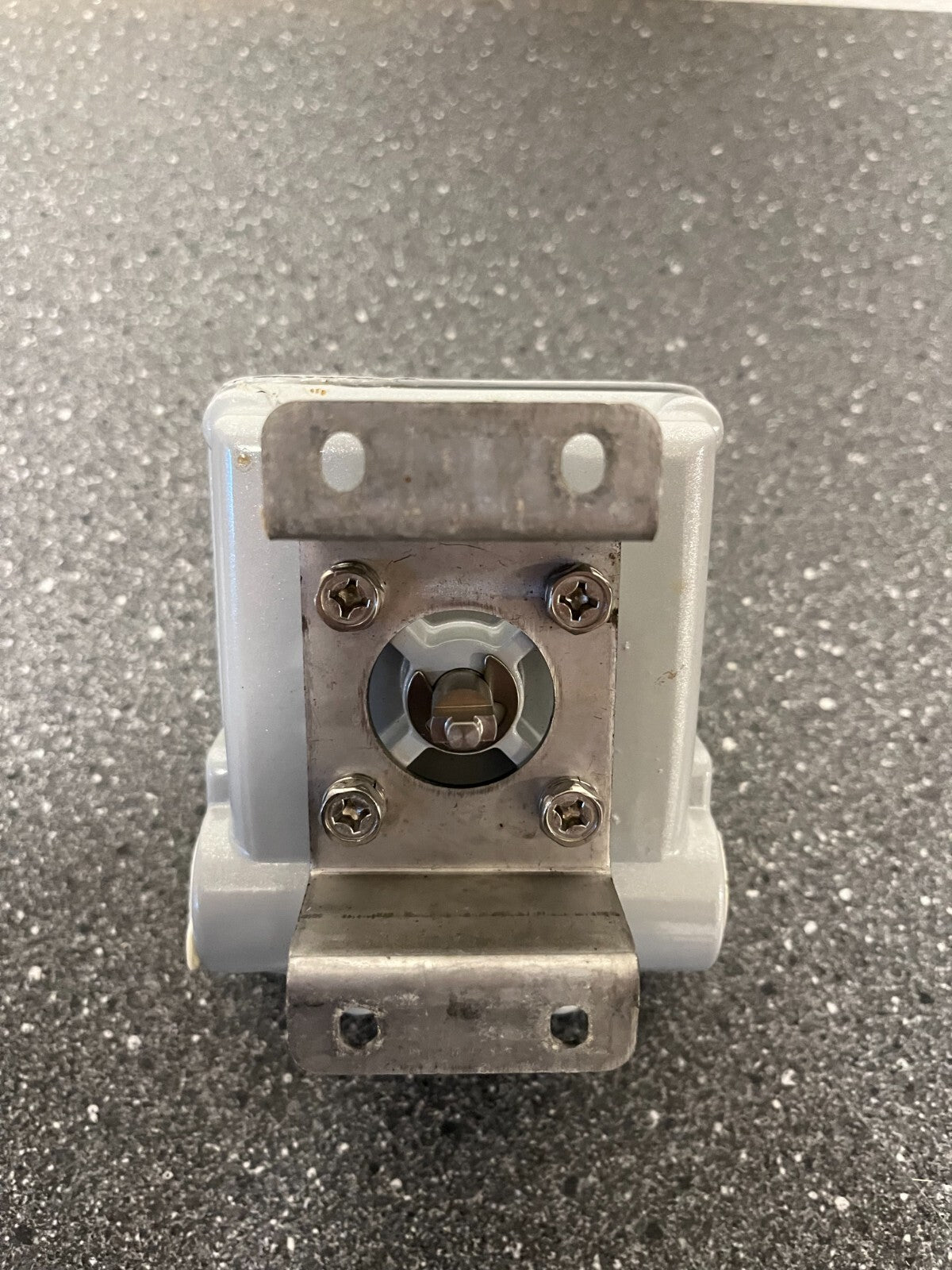 Festo SRBC-C4 Sensor Box with Position Indicator SRBC-CA3-YR90-MW-22A-1W-C2P20