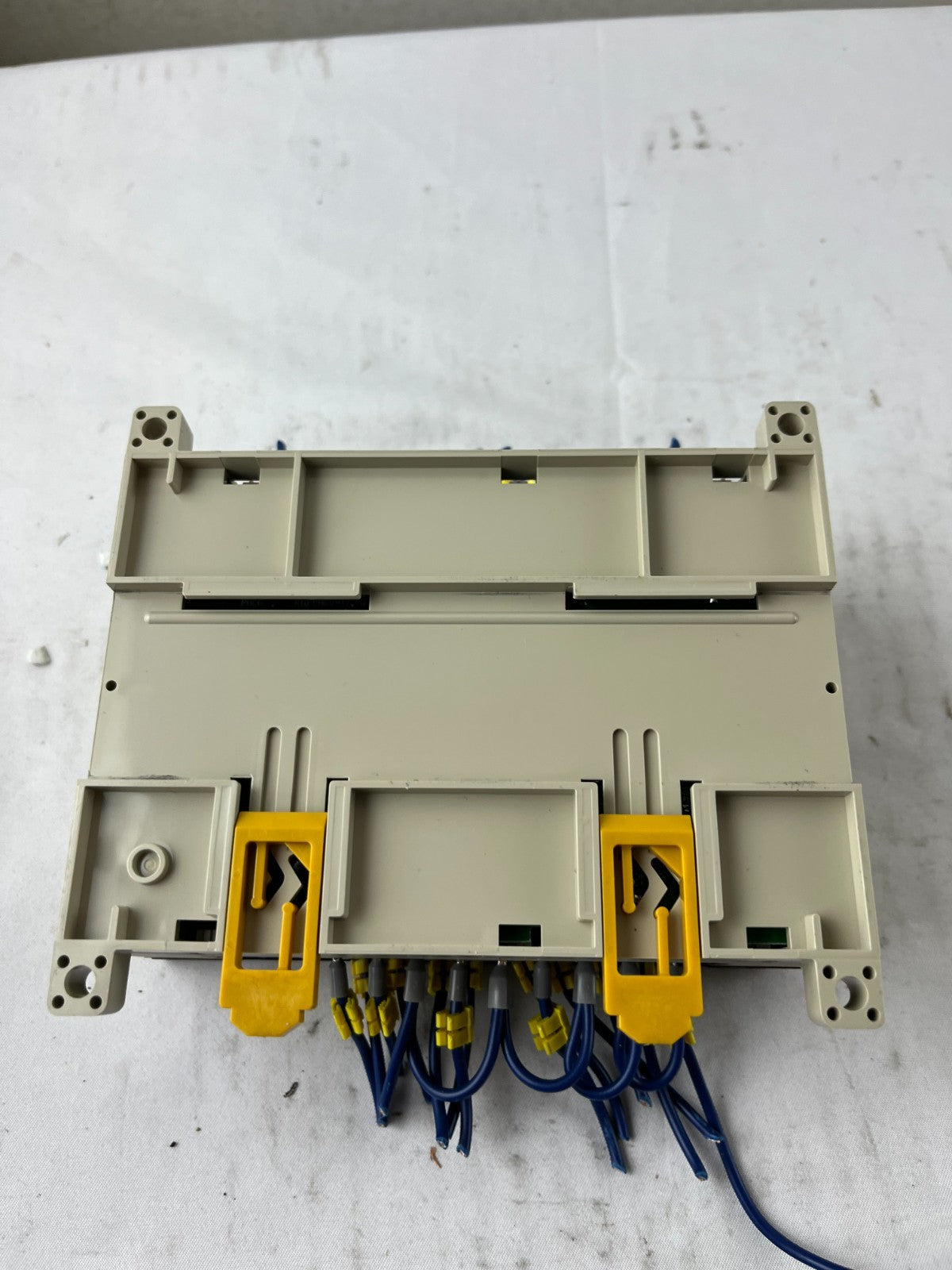 Omron CPM1A-30CDR-D-V1 PLC Controller 24VDC 30 I/O Relay Output Used Spare Unit