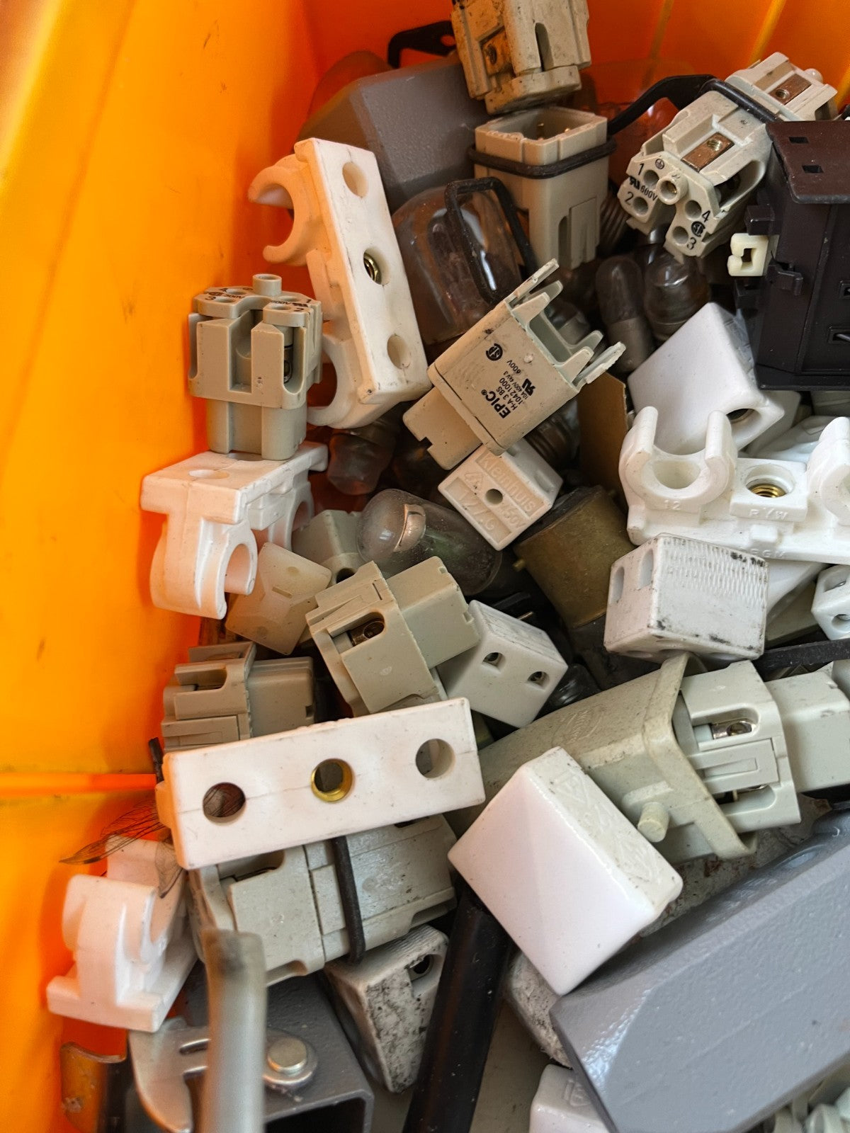 Harting Heavy Duty Connectors Mixed Lot Industrial Plugs Sockets Used Box